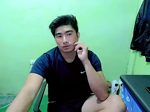 Snapshot of Hunkfireman chatting on 04.14.26 Hunkfireman online show from 04.14.26