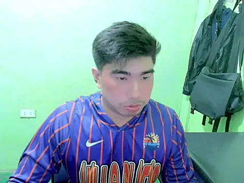 Snapshot of Hunkfireman chatting on 05.04.26 Hunkfireman online show from 05.04.26