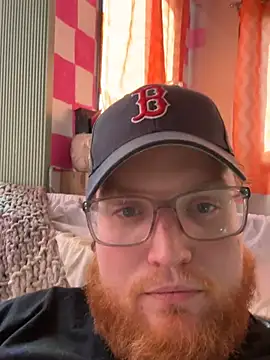 Snapshot of thetearits chatting on 04.10.26 thetearits online show from 04.10.26