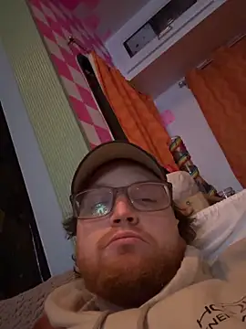 Snapshot of thetearits chatting on 04.11.26 thetearits online show from 04.11.26