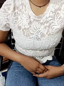 Snapshot of SWEETI_HORNY50 chatting on 04.06.26 SWEETI HORNY50 online show from 04.06.26
