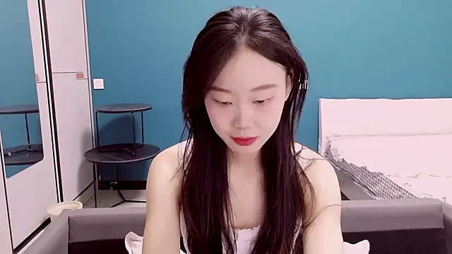 Snapshot of ZHJKS9988 chatting on 04.28.26 ZHJKS9988 online show from 04.28.26