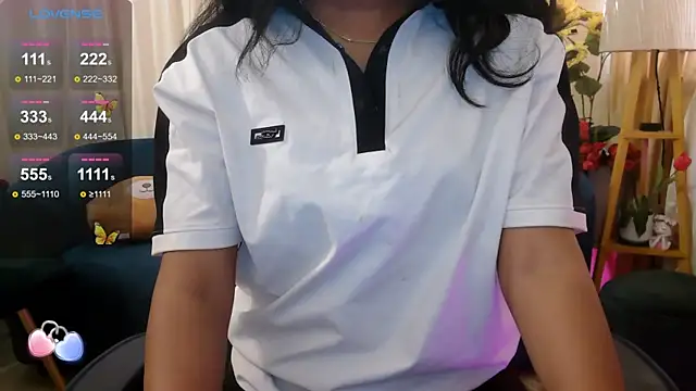 Snapshot of apsara_tanu chatting on 04.23.26 apsara tanu online show from 04.23.26