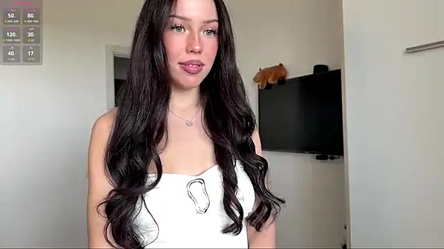 Snapshot of PalmiraJaussen chatting on 06.03.26 PalmiraJaussen online show from 06.03.26