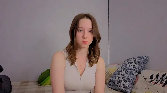 Snapshot of hunny_ines chatting on 05.14.26 hunny ines online show from 05.14.26