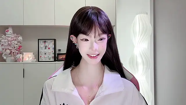 -Moonshine online show from 04.09.26