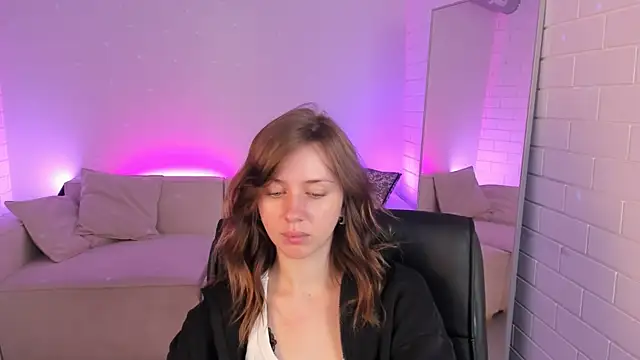 MeganClapp online show from 05.11.26