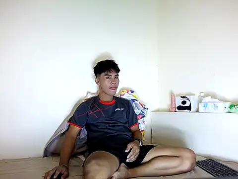 Snapshot of valerio_fernan chatting on 04.08.26 valerio fernan online show from 04.08.26