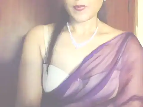Snapshot of Sexy-Aishu chatting on 04.09.26 Sexy-Aishu online show from 04.09.26