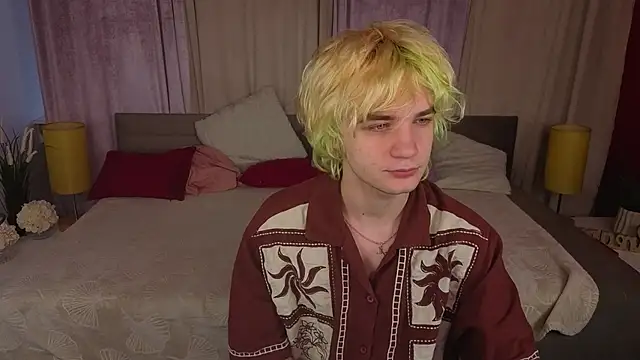 JameMilann online show from 04.06.26