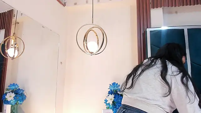 Snapshot of AprilMiiller chatting on 05.16.26 AprilMiiller online show from 05.16.26