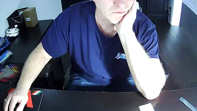 Snapshot of Shalun2000 chatting on 04.06.26 Shalun2000 online show from 04.06.26