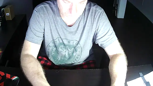 Snapshot of Shalun2000 chatting on 04.09.26 Shalun2000 online show from 04.09.26