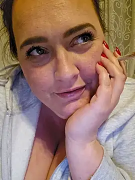 Snapshot of Blondibaby chatting on 04.30.26 Blondibaby online show from 04.30.26