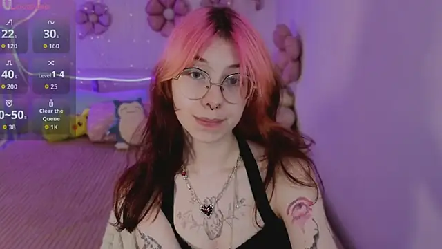 Snapshot of Alice_Nyx chatting on 05.18.26 Alice Nyx online show from 05.18.26