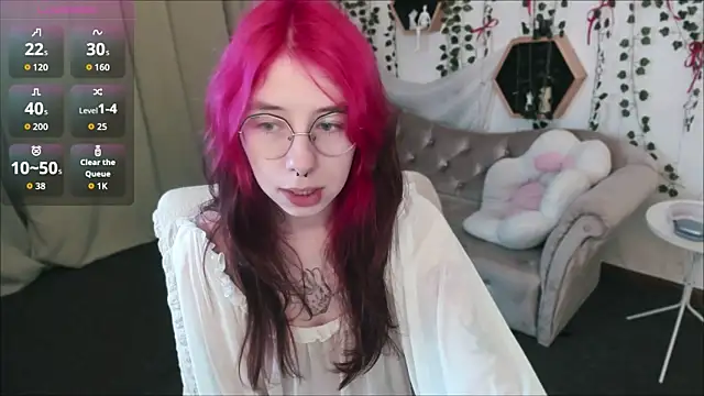 Snapshot of Alice_Nyx chatting on 07.24.26 Alice Nyx online show from 07.24.26