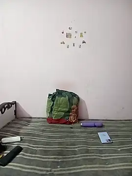 Snapshot of MANSI_HORNI86 chatting on 04.19.26 MANSI HORNI86 online show from 04.19.26