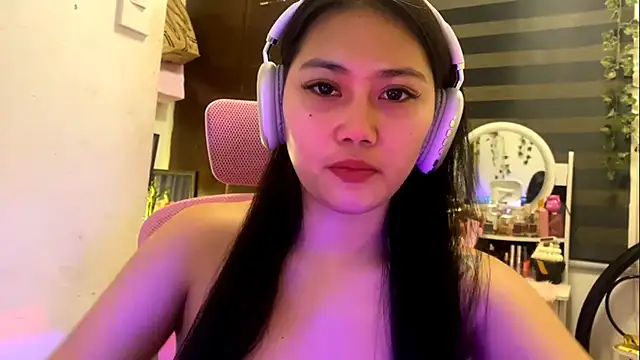 Snapshot of GlindaDejardin chatting on 05.22.26 GlindaDejardin online show from 05.22.26