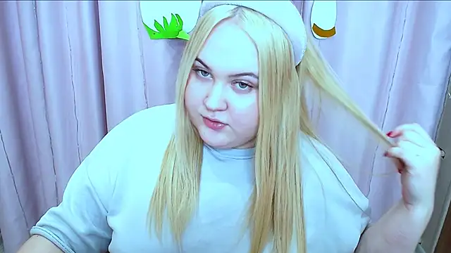 BlondeGlem online show from 04.08.26