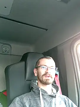 jozsi1995 online show from 04.10.26