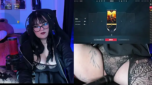 Snapshot of EternaAura_ chatting on 04.21.26 EternaAura online show from 04.21.26