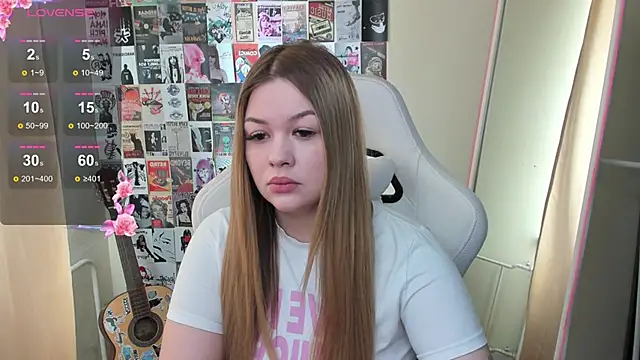 Snapshot of AmeliePeach chatting on 05.04.26 AmeliePeach online show from 05.04.26