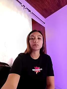 Leticia Hinkley  online show from 05.01.26