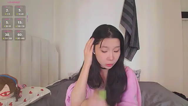 Snapshot of ayasinji chatting on 05.20.26 ayasinji online show from 05.20.26