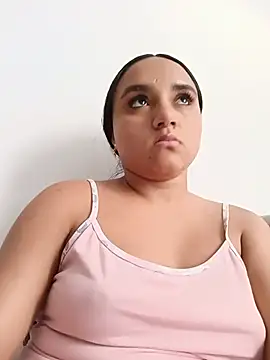Snapshot of Valentina_Narvaez chatting on 07.03.26 Valentina Narvaez online show from 07.03.26