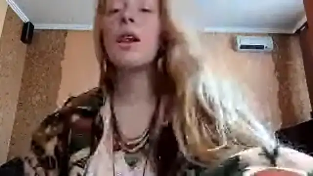 Snapshot of KateVibe_01 chatting on 05.27.26 KateVibe 01 online show from 05.27.26
