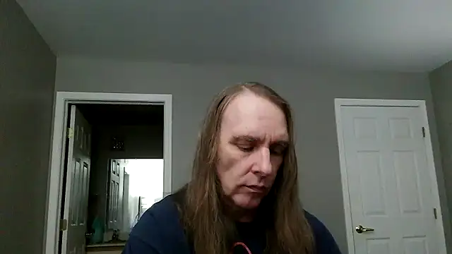 Snapshot of Magnus_Luv chatting on 06.21.26 Magnus Luv online show from 06.21.26