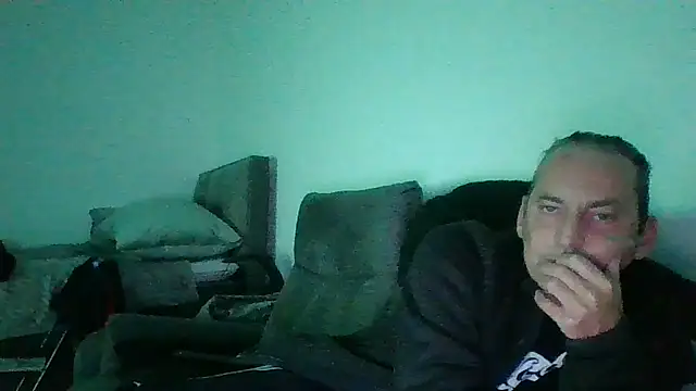 Snapshot of CanCumALot chatting on 05.19.26 CanCumALot online show from 05.19.26
