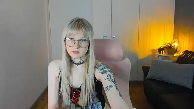  Yummi online show from 05.16.26