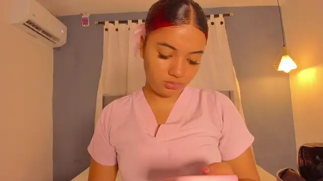 sweetkimmie  online show from 04.22.26