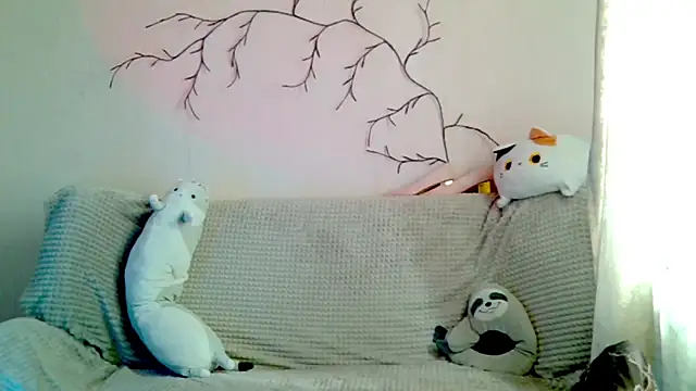 Snapshot of earn_my_lily chatting on 04.22.26 earn my lily online show from 04.22.26