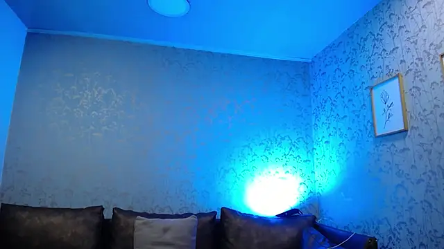 Snapshot of Kaoss_Angel chatting on 04.21.26 Kaoss Angel online show from 04.21.26