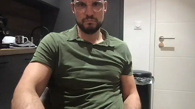 YoloNude online show from 04.07.26