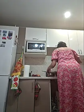 LaliaMia online show from 03.10.25