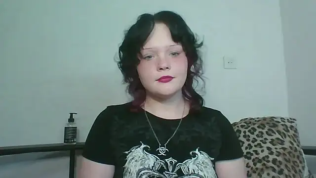Snapshot of abbey-BAT chatting on 04.24.26 abbey-BAT online show from 04.24.26