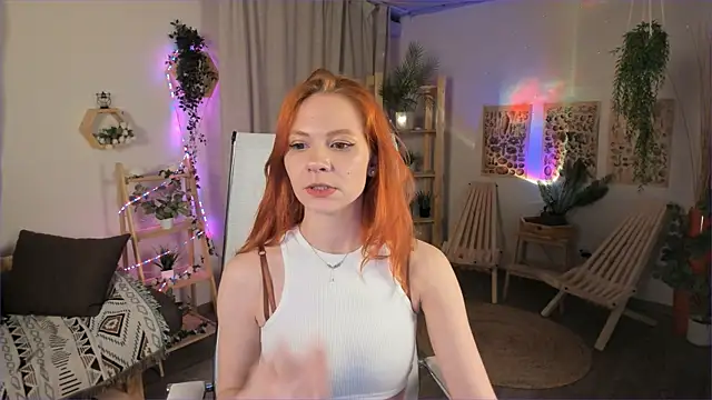 LisaAris online show from 04.19.26