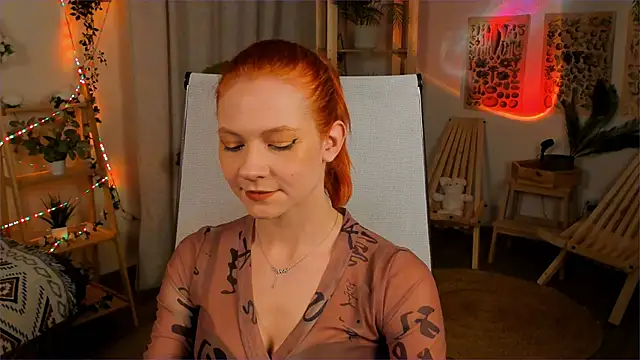 LisaAris online show from 04.24.26