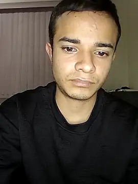 Snapshot of LuisLatinboyy chatting on 04.08.26 LuisLatinboyy online show from 04.08.26