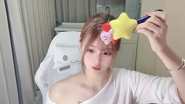 Snapshot of xiaoyugan_cute chatting on 06.24.26 xiaoyugan cute online show from 06.24.26