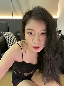 Snapshot of HY-QIAN chatting on 07.03.26 HY-QIAN online show from 07.03.26