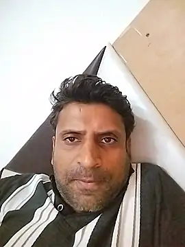 Snapshot of Faltu_Jijju chatting on 06.05.26 Faltu Jijju online show from 06.05.26
