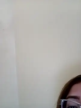 Snapshot of Nisrin_ay chatting on 04.29.26 Nisrin ay online show from 04.29.26
