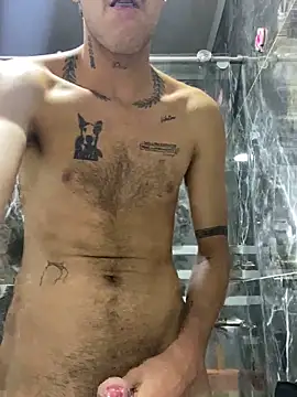 Snapshot of ALEXXXTREM69 chatting on 05.17.26 ALEXXXTREM69 online show from 05.17.26