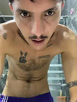 Snapshot of ALEXXXTREM69 chatting on 05.18.26 ALEXXXTREM69 online show from 05.18.26