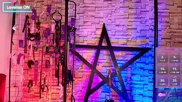 Bdsm Kiara online show from 04.10.26