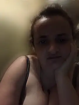 Snapshot of AnabelBexley chatting on 05.14.26 AnabelBexley online show from 05.14.26